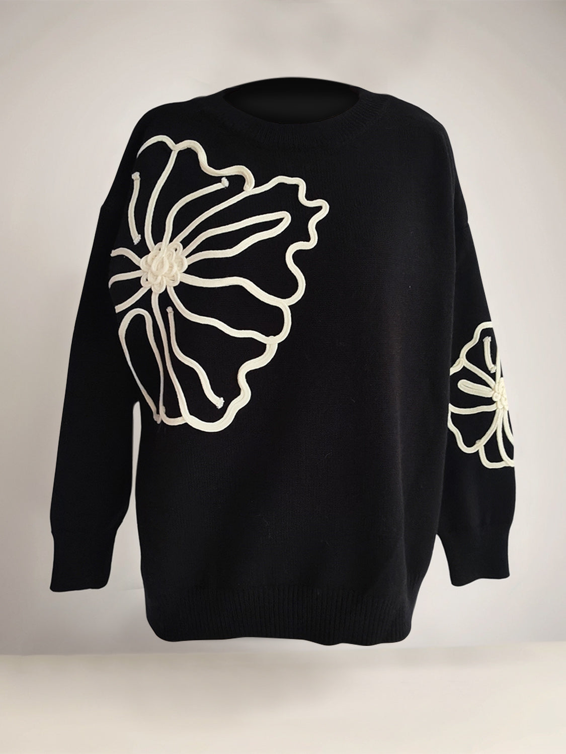 Chic Flower Round Neck Long Sleeve Sweater