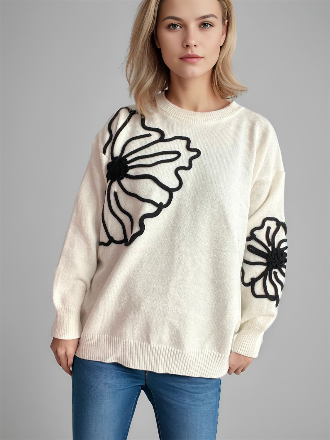 Chic Flower Round Neck Long Sleeve Sweater