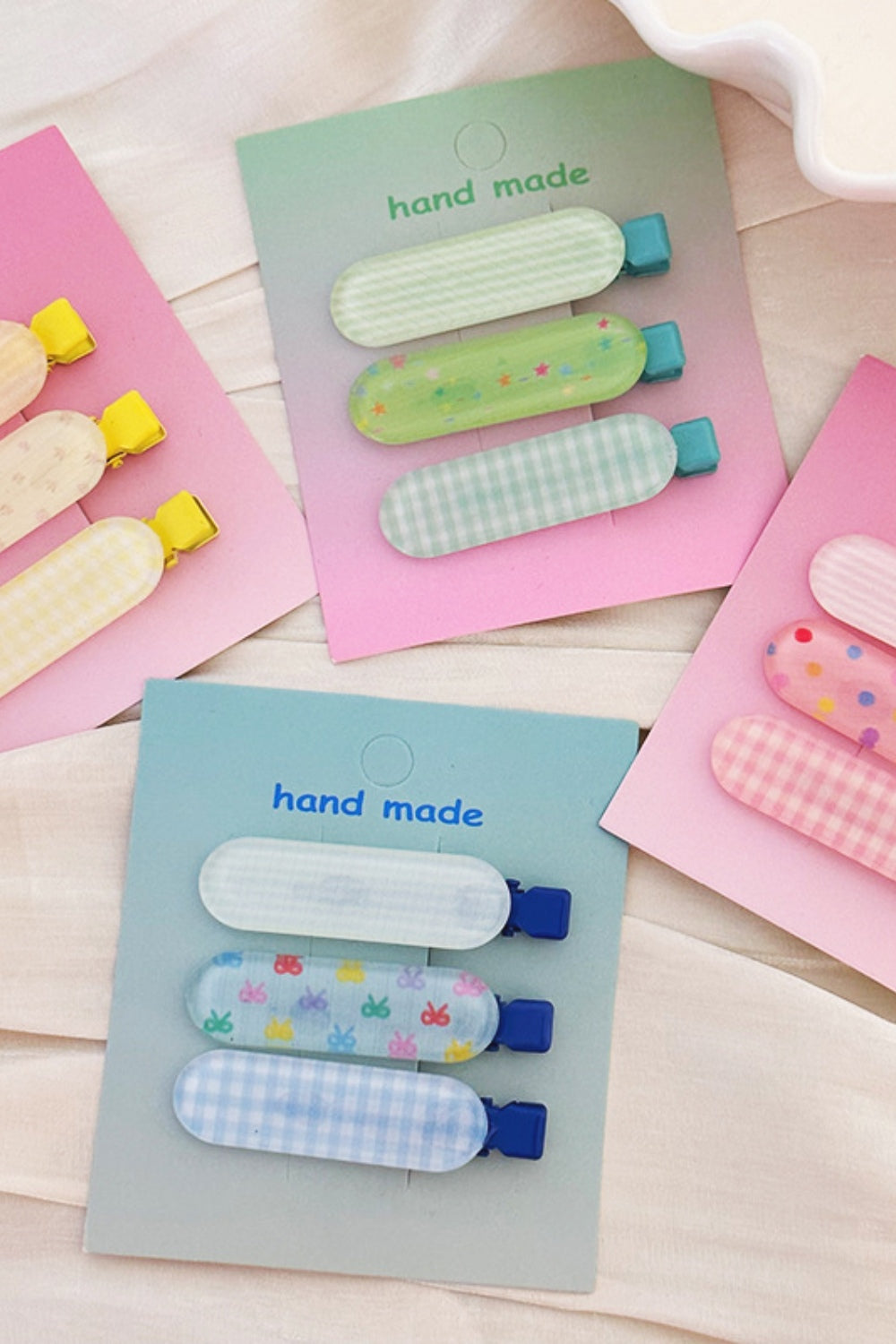 2-Piece Chic Acrylic Hair Pins