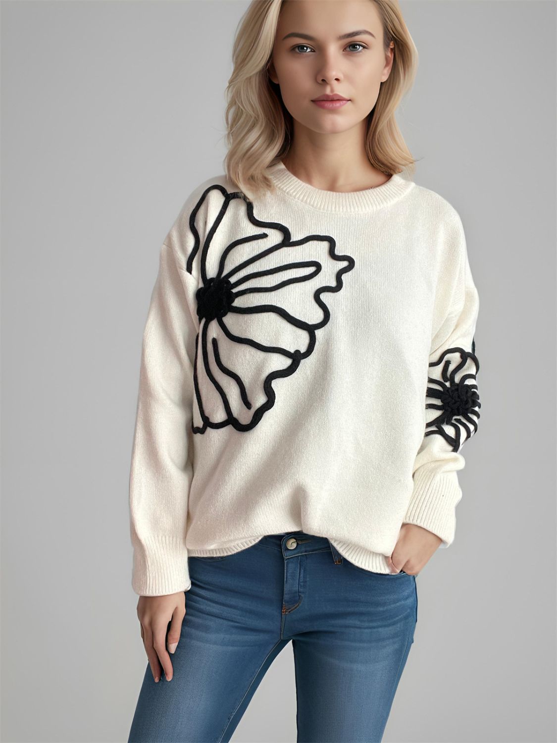 Chic Flower Round Neck Long Sleeve Sweater