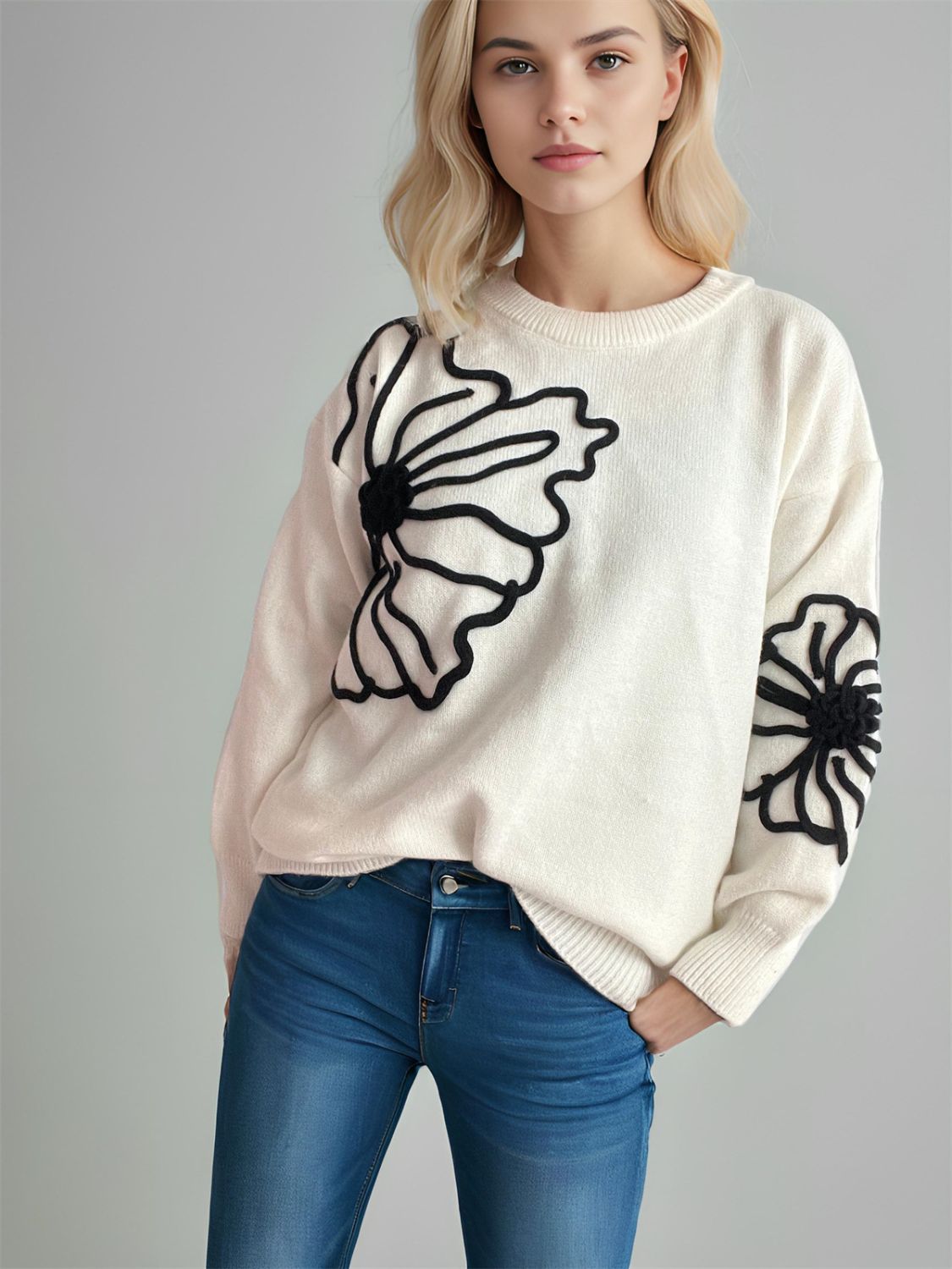 Chic Flower Round Neck Long Sleeve Sweater