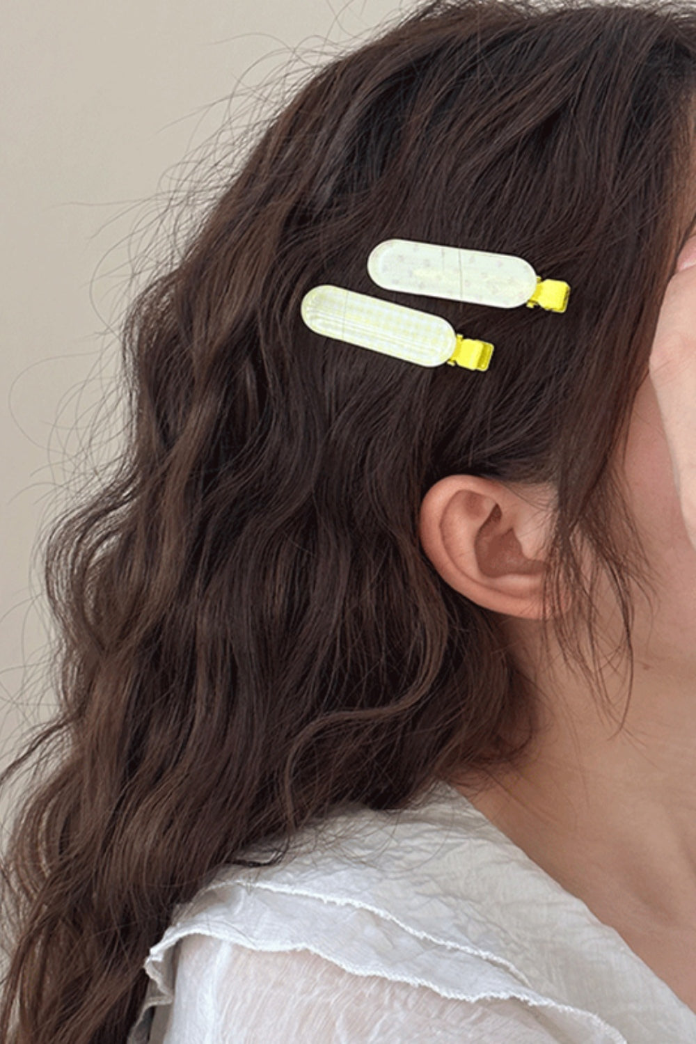 2-Piece Chic Acrylic Hair Pins