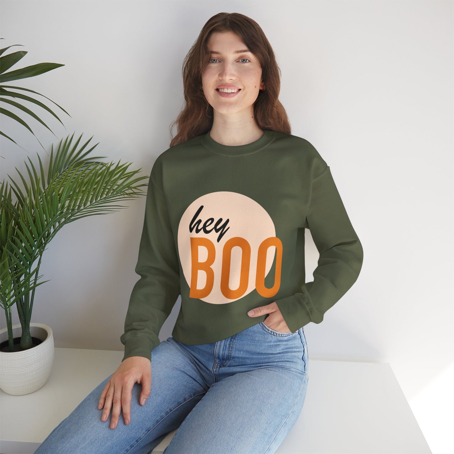 Hey Boo Halloween Print Chic Unisex Heavy Blend™ Crewneck Sweatshirt