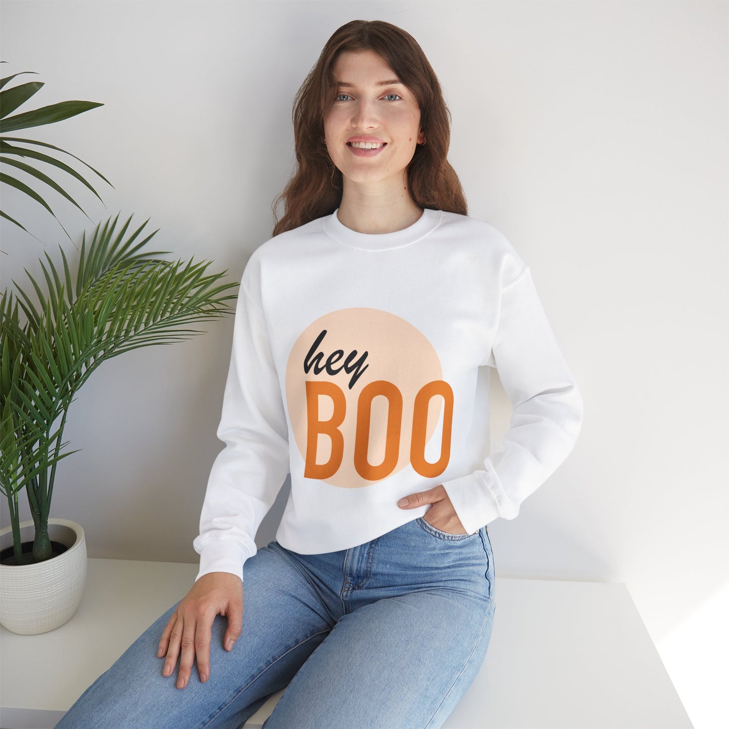 Hey Boo Halloween Print Chic Unisex Heavy Blend™ Crewneck Sweatshirt